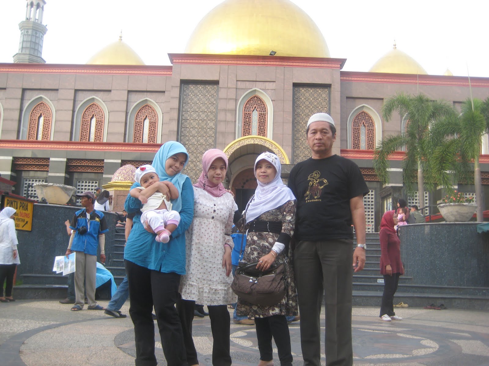 Jalan-jalan  AdEk PoOh