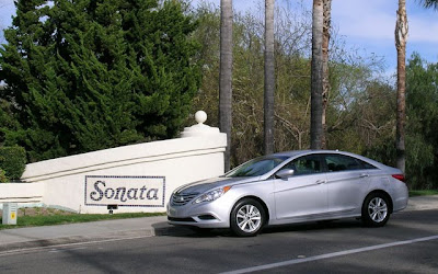 Hyundai Sonata 2011, she is beautiful