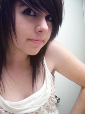 emo hairstyles for girls