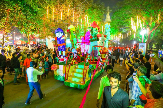 The Magical parade at EsselWorld