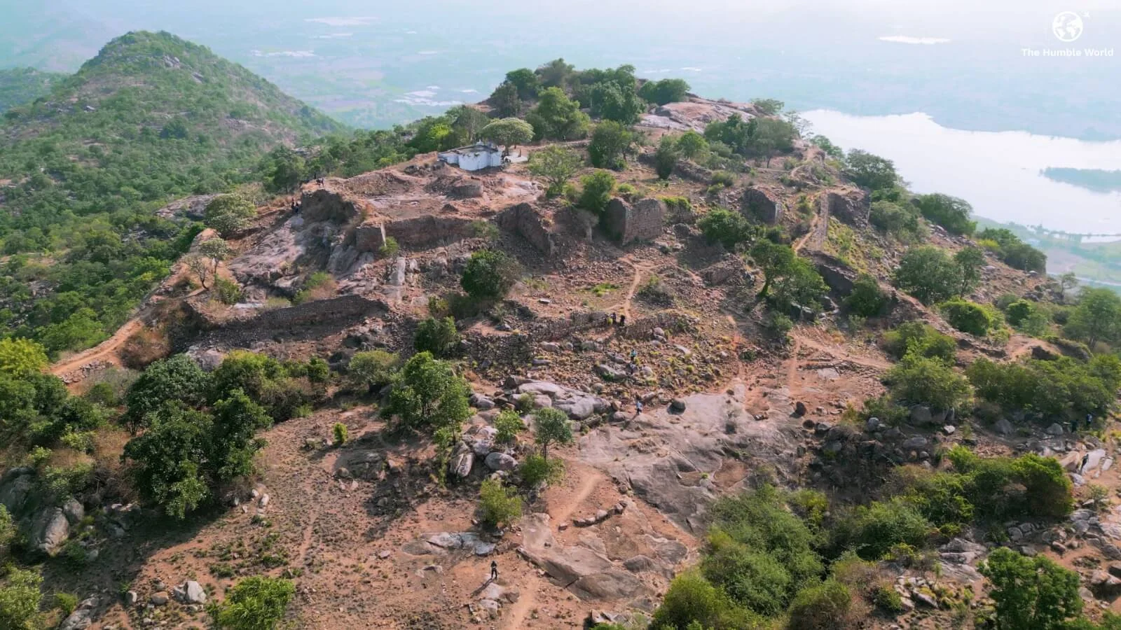 Makalidurga trek top viewpoint