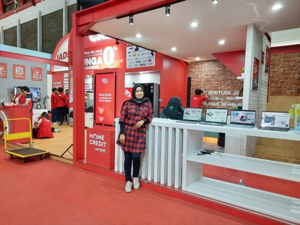 Kemudahan cicilan barang back to school di Home Credit Indonesia