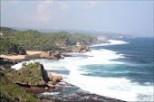 pantai di Gunung kidul ga kalah ama bali coyyy....