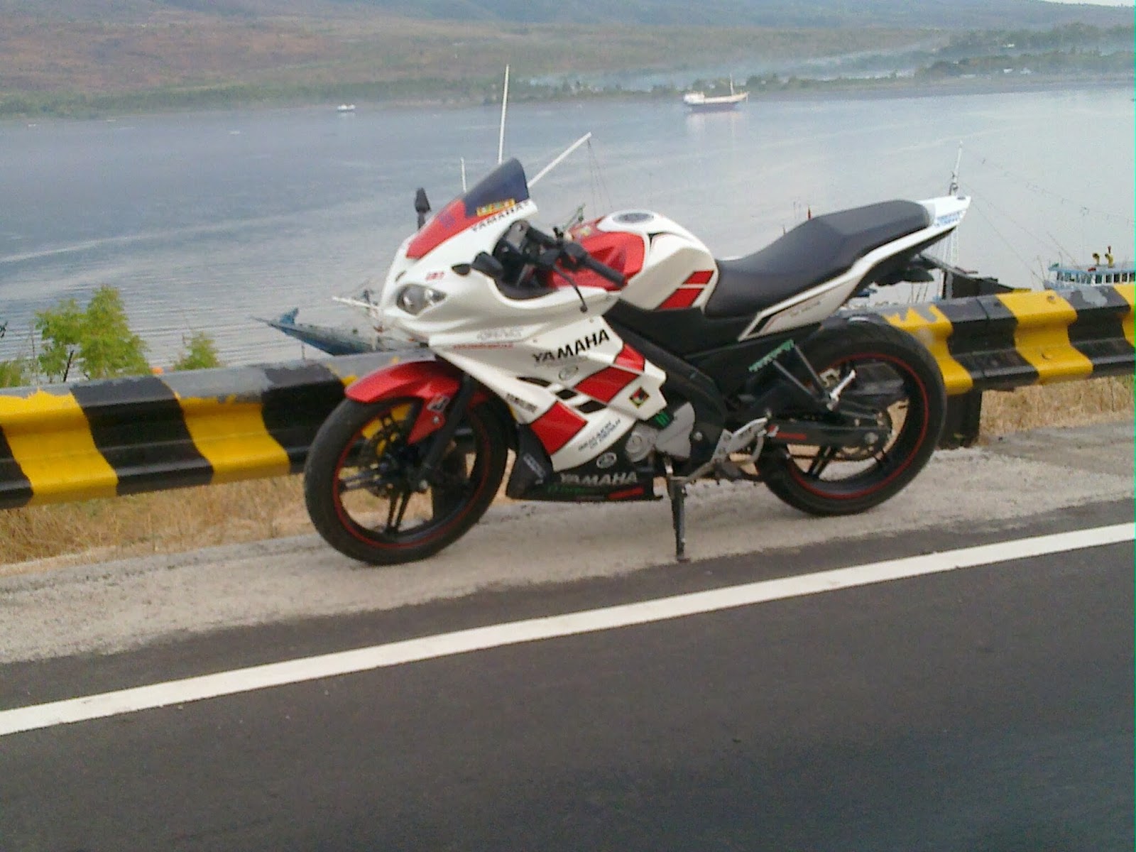 Modifikasi New Vixion Dengan Fairing Kawasaki Ninja 250FI Yamaha