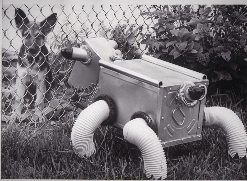 15 Terrific of Robots From Past ~ Vintage Everyday