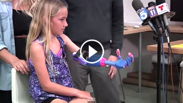 Seven-Year-Old Girl Gets A 3D Printed ‘Robohand’ That’s Lightweight And Only Costs $50
