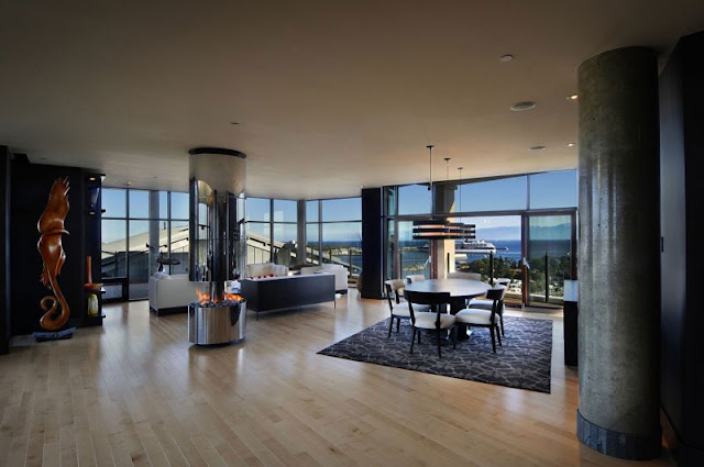 Picture of modern penthouse interiors 