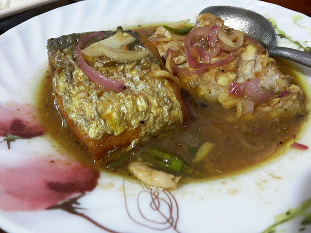 Lauk Buka Puasa di Rumah Ikan Tenggiri Goreng Asam, Kailan 