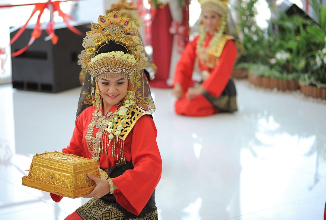  SANGGAR NUSANTARA DOT COM Jakarta  Sewa  baju Melayu 