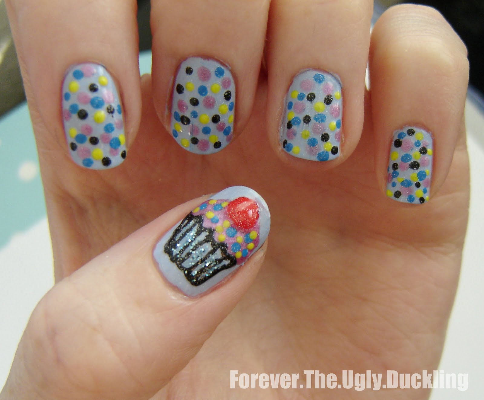 NOTD: Cupcake with Extra Sprinkles Nails (Nail art pens)