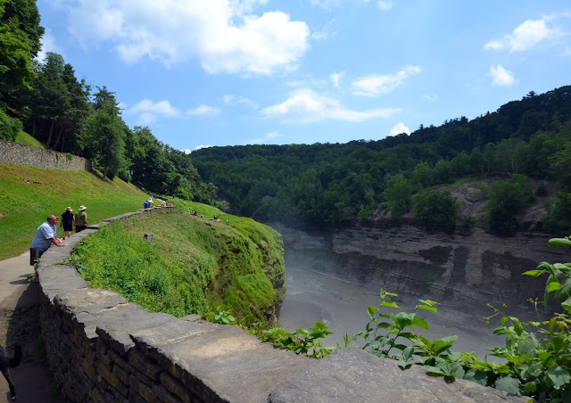 Gorge Trail and Genesee River Letchworth State Park