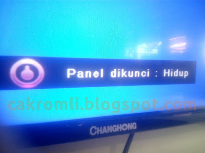 Mengatasi Panel dikunci : Hidup pada TV LED Changhong