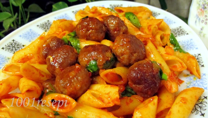 Koleksi 1001 Resepi: macaroni meatball dan fried udon