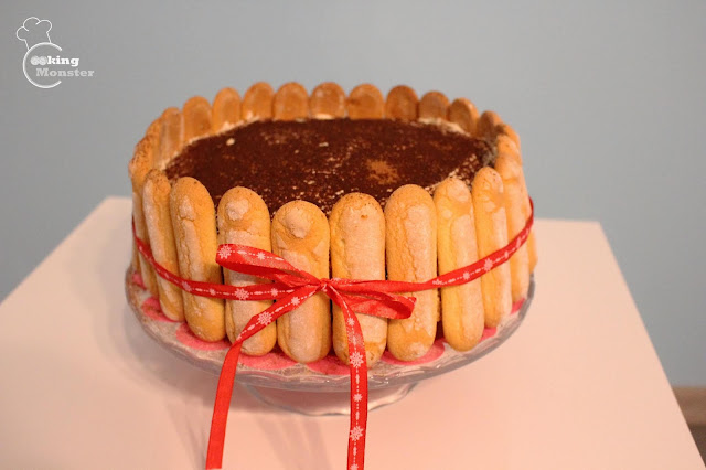 Tort tiramisu z malinami