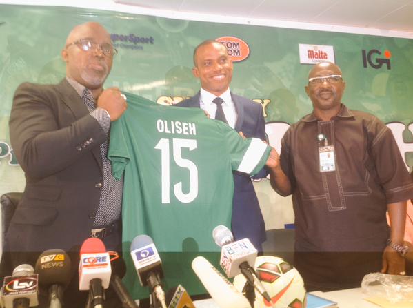 sunday oliseh meets the press as new Nigeria coach