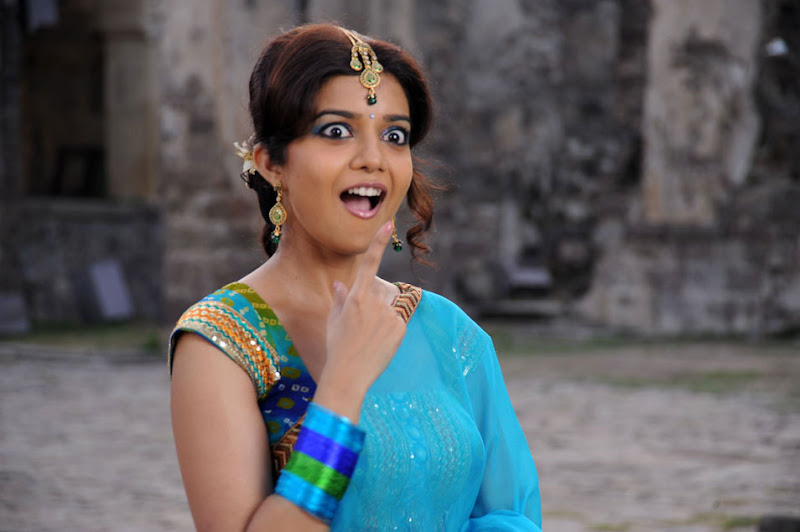 Swathi Actress Stills hot images