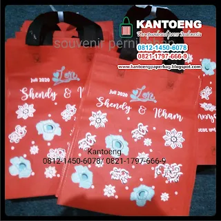 souvenir pernikahan | Pabrik tas spunbond press | Goodie bag murah | Tas promosi | Tas spunbond | tas press | Tas belanja | tas seminar | goody bag | pengganti plastik