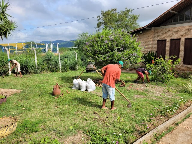 PREFEITURA DE BELO JARDIM REALIZA MUTIRÃO DE LIMPEZA E REVITALIZAÇÃO PARA REABERTURA DO TARECO E MARIOLA 