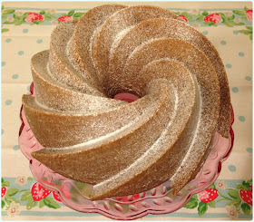 How to Prepare a Bundt Tin