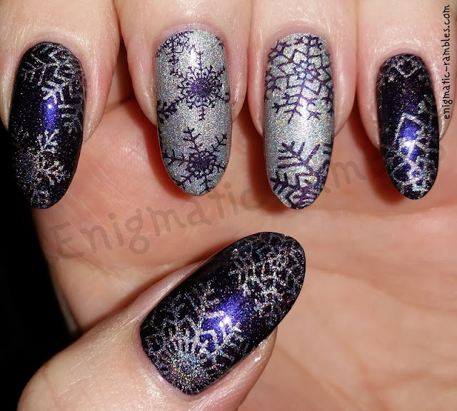 stamped-snowflake-holo-holographic-nails-nail-art