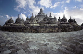 Candi Borobudur Keajaiban Dunia