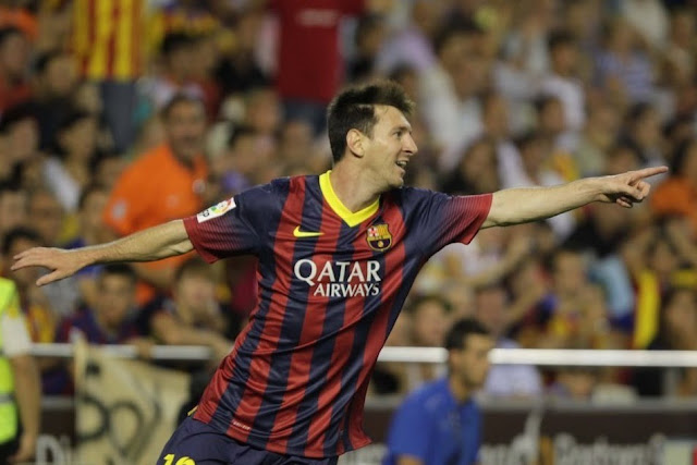 Messi celebrating against Valencia