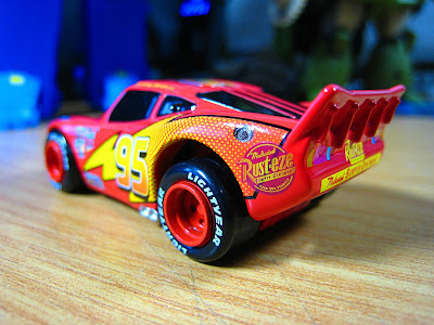 CARS x26gt; Lightning McQueen