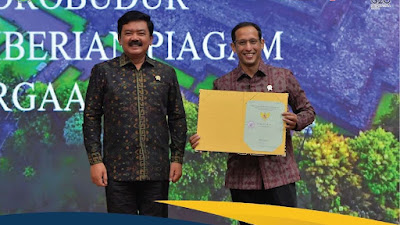 BPN Serahkan Sertifikat Tanah Candi Borobudur ke Kemendikbudristek