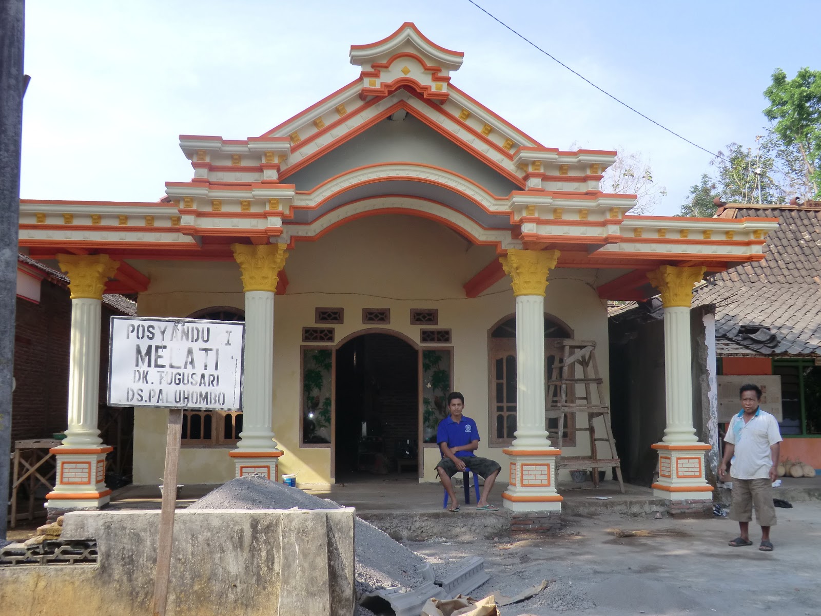 Gambar Rumah Lisplang Beton Desain Rumah