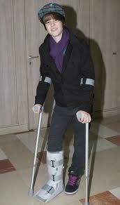 broken foot and more hes hot JB