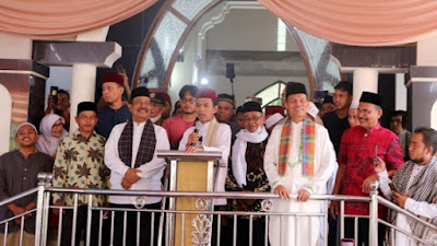 UAS Resmikan Surau Batu Desa Batang Tajongkek Kota Pariaman