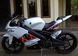 Modifikasi Ala Sport Bike moto GP Yamaha New Vixion