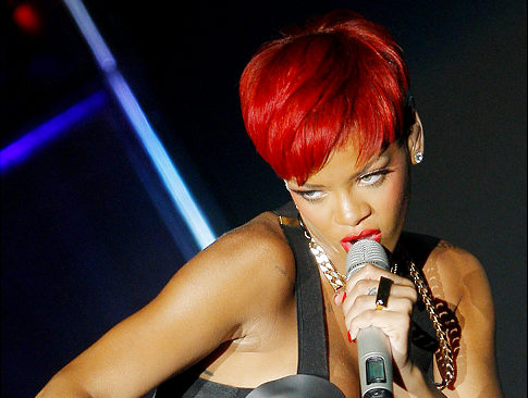 rihanna pink hair. rihanna hair red short.