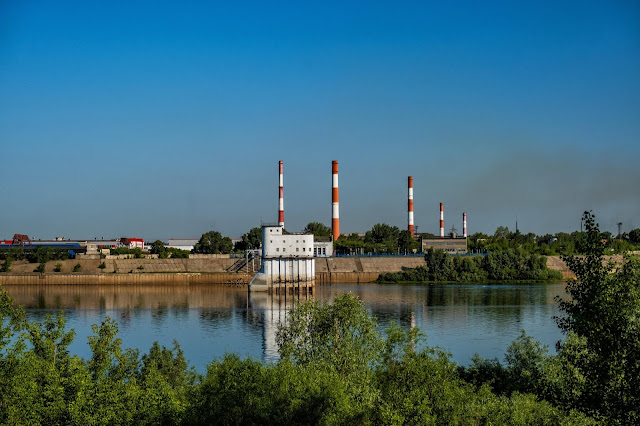 Водозабор посреди реки