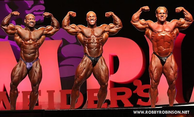 Dexter Jackson, Phil Heath, Jay Cuttler posing at Mr "O" '08 ● www.robbyrobinson.net/motivation.php ●