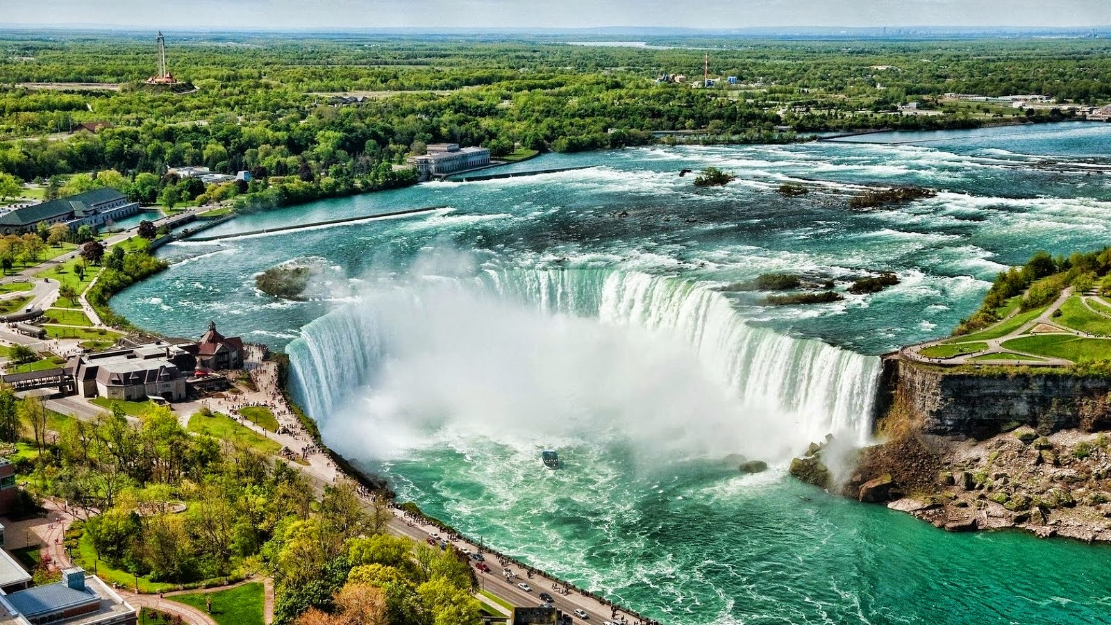 Unik Fenomena Air Terjun Membeku Di Niagara
