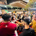  Nikmati Malam di Medan, Presiden Jokowi Makan Durian Bersama Pemred