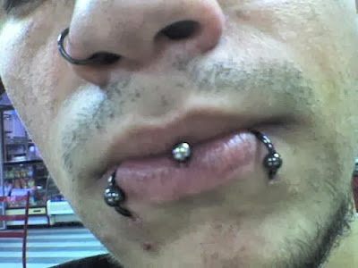 Piercing na Boca Em homens