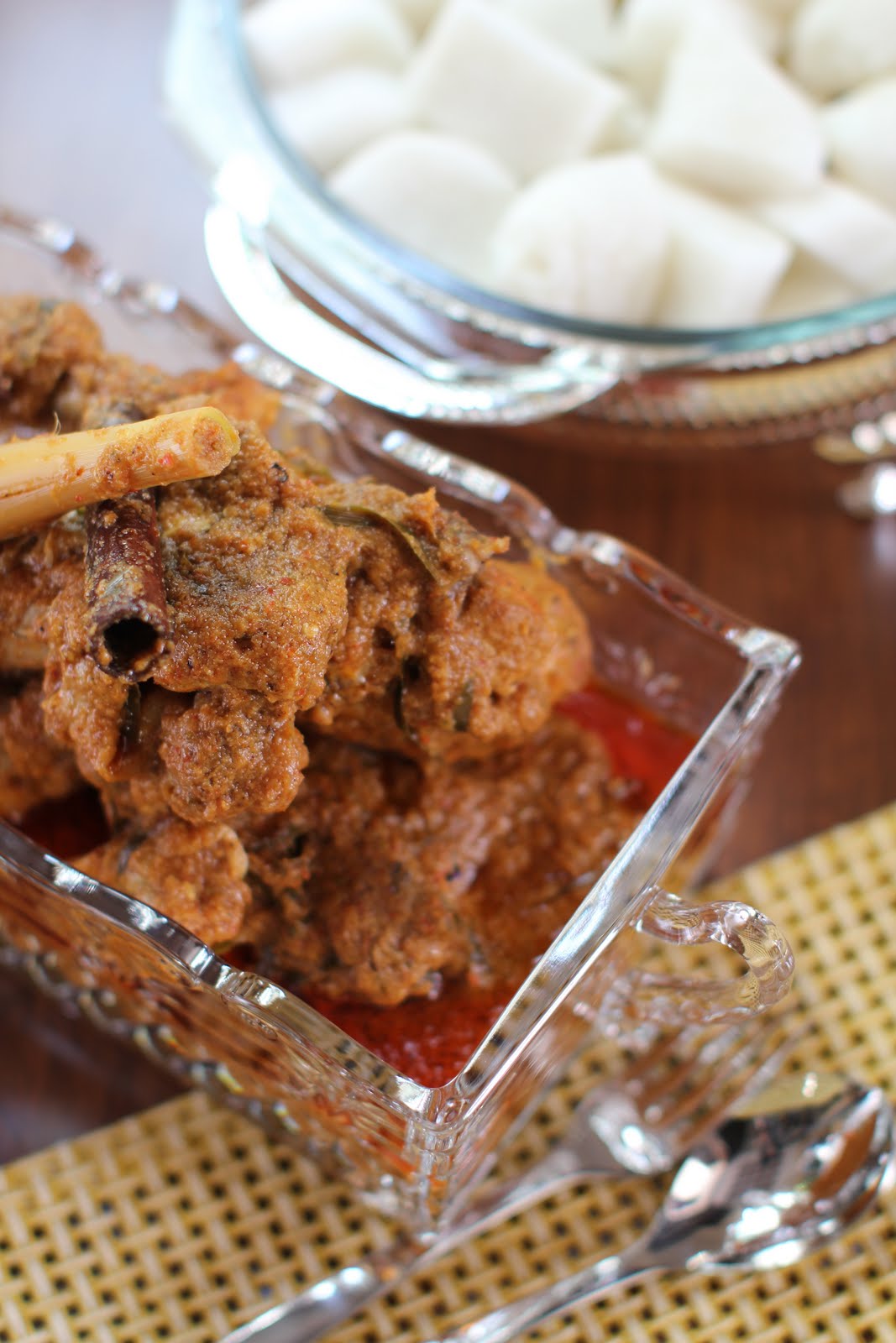 Masam manis: LONTONG KERING