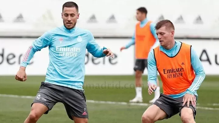 Real Madrid train with Kroos but without Mendy