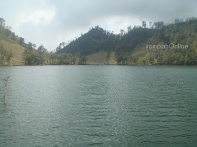 Romantis & Eksotisnya Ranu Kumbolo Di Semeru