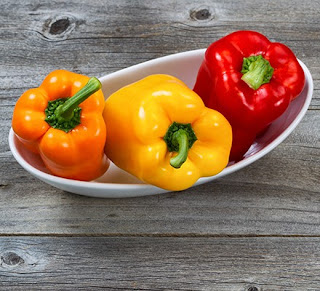 which bell pepper is healthiest, benefits of green pepper in a woman, bell pepper benefits for skin, red pepper benefits and side effects, yellow bell pepper benefits, green pepper benefits sexually, side effects of red pepper, can you eat bell peppers raw