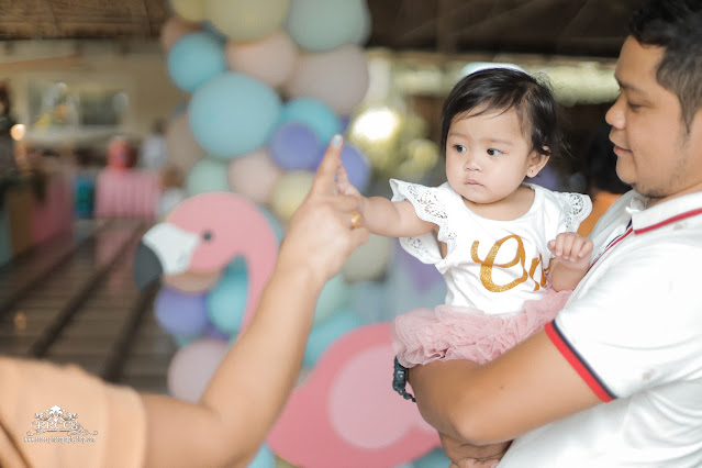 Avery 1st Birthday Venue and Cater: Careylle's Catering CAKE: Edraline Javier Photo: Errees Photographhy and Videography Event Stylist: Julius Aquino  #birthday #teamerrees #erreesphotography #ilocosphotographer #Viganphotographer #abraphotograher #manilaphotograher #ilocoseventsupplier #abraeventsupplier #1stbirthday