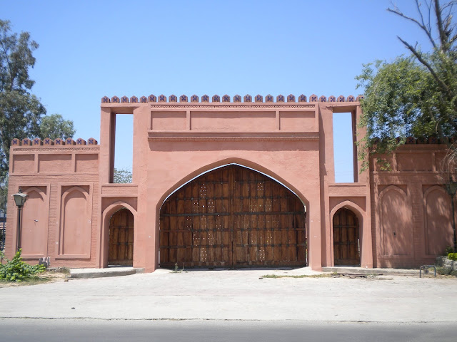 Top 10 Places To Visit in Islamabad lok virsa