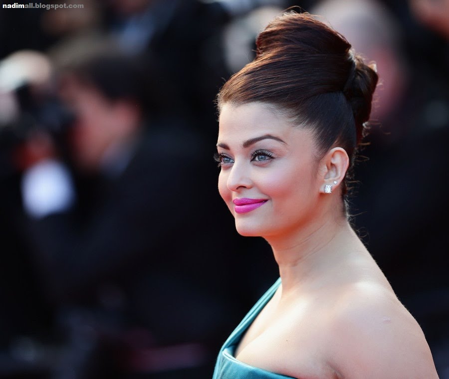 Aishwarya Rai Hot 2013