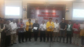 Kapolres Cirebon Kota Ungkapkan Rasa Syukurnya Atas Hasil Pilwakot Kota Cirebon Pada Deklarasi Damai 2019