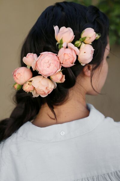 The Anti-Flower Crown. Wedding hair inspiration <3