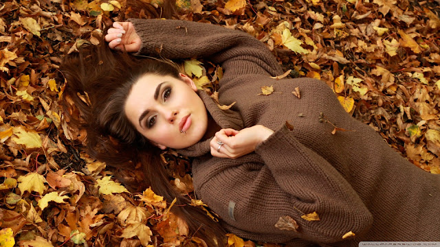 Autumn Girl Wallpapers4