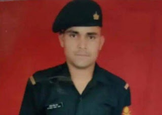 uttarakhand jawan ravindra thapa  martyred during truck fall in ditch