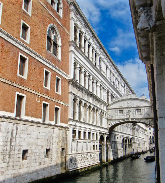 Bridge of Sighs in Venice